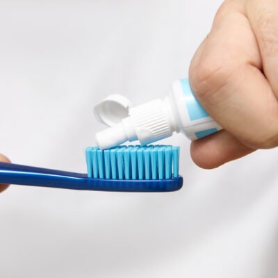 Sensodyne vs Colgate
